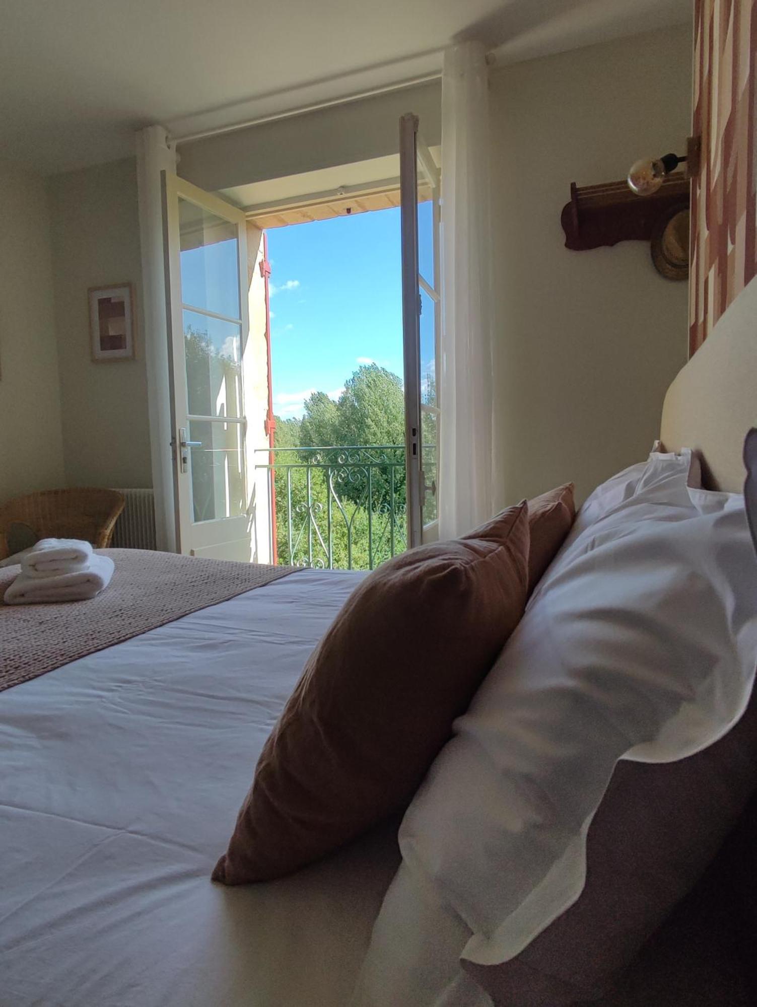 Le Clos Versailles Beynac Exterior foto